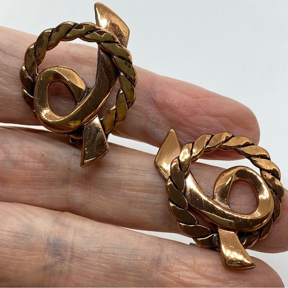 Vintage Copper Mod Clip On Earrings - Picture 6 of 8